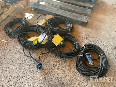 (5) Southwire Resist All E46194 16 AWG Power Cords