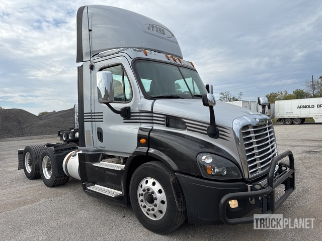 CAMIóN 2017 FREIGHTLINER