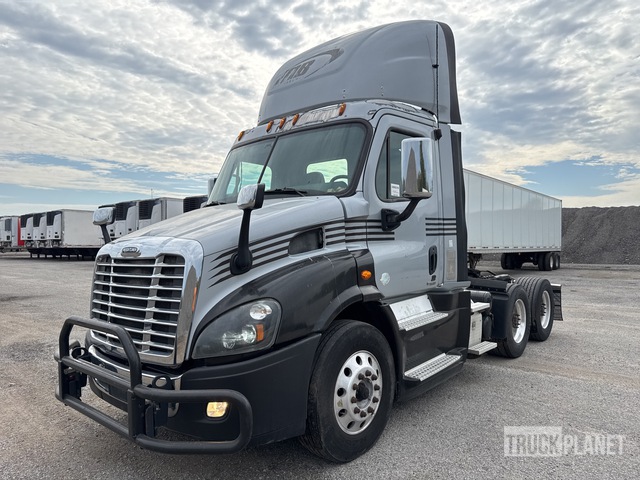 CAMIóN 2017 FREIGHTLINER