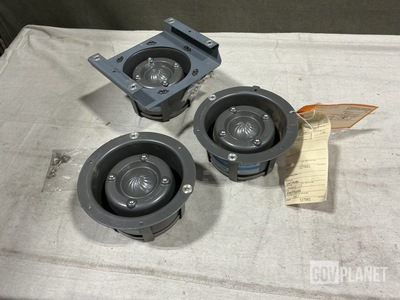 (21) Electro-Voice MM2F-1 Speakers