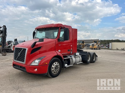 2020 Volvo VNL 6x2 T/A Day Cab Truck Tractor