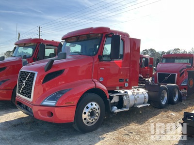2021 Volvo VNR 6x2 T/A Day Cab Truck Tractor