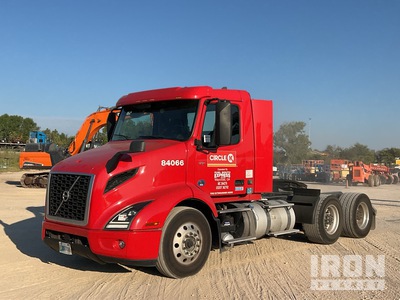 2021 Volvo VNR Ciągnik siodłowy z kabiną dzienną S/A