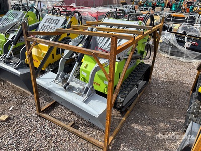 2025 STARVOX SV-480 Ride on Compact Track Loader (Unused)