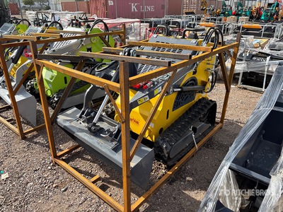 2025 STARVOX SV-480 Ride on Compact Track Loader (Unused)