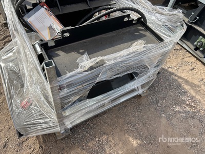 2025 STARVOX SV-SB44 44 in Mini Skid Steer Snow Blade (Unused)