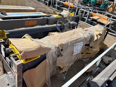 2025 STARVOX FA4000B 9000 lb Fahrzeug-Hebebühne (Unused)