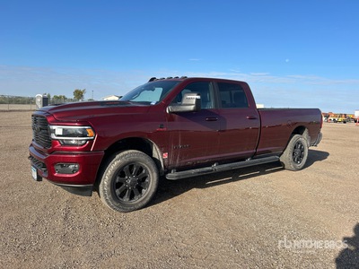 2024 Ram 3500 4x4 Crew Cab Pickup