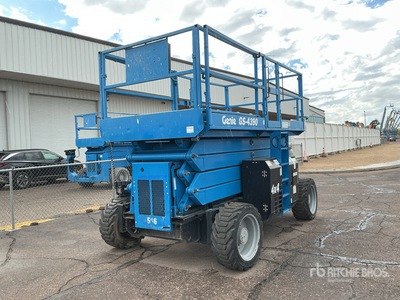 2016 Genie GS4390RT 4x4 Dual Fuel Scissor Lift