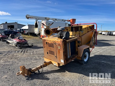 2011 Vermeer BC1000XL Tow-Behind Déchiqueteuse de bois (Inoperable)