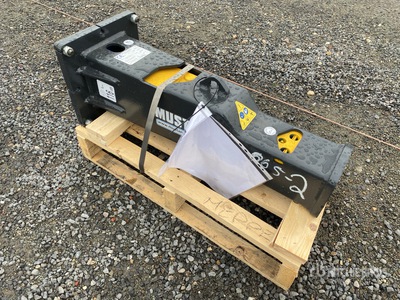 2025 Mustang HM150 Hydraulic Breaker (Unused)