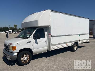2007 Ford E-350 4x2 Camion fourgon