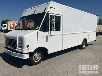 2006 Ford  4x2 Step Van