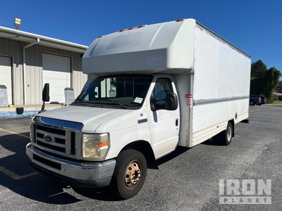 2008 Ford E-350 Kastenwagen