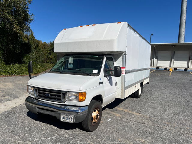 2007 Ford E-350 Van Truck 2007 Ford E-350 Van Truck