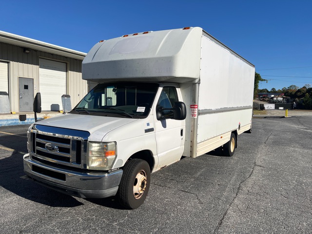 2008 Ford E-350 Van Truck 2008 Ford E-350 Van Truck
