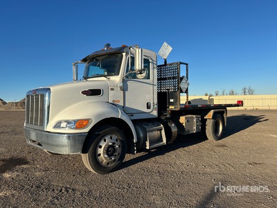 2020 Peterbilt 337 4x2 Roll-Off Truck