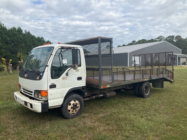 2004 Chevrolet W3500 4x2 Flatbed Truck