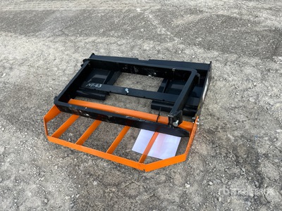 2025 ARTEER PF-42L 42 in Fourches pour chargeuse à différentiel (Unused)