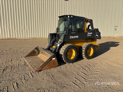 2022 John Deere 324G を見 Skid-Steer Loader