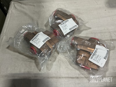 (6) Amot Controls 1-1/4 CMBW13006 Temperature Regulating Valves