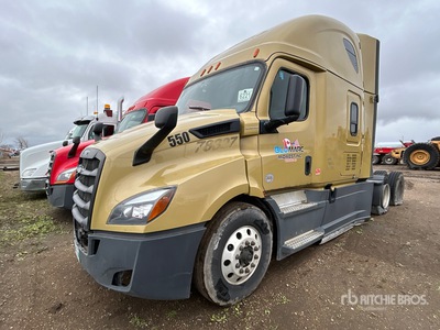 2019 Freightliner Cascadia 116 6x4 3- Achs Sattelzugmaschine mit Schlafkabine (Inoperable)
