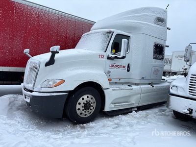 2019 International LT625 6x4 Tracteur routier couchette