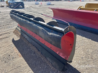 11 ft Schneepflug - Fits Truck