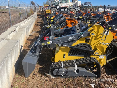 2025 STARVOX SV-480 Mini Compact Track Loader (Unused)