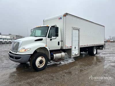 2019 International 4300 4x2 Camion fourgon