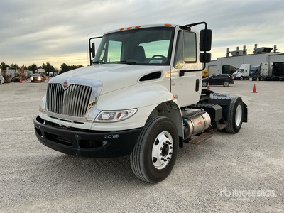 2019 International 4400 4x2 S/A Day Cab Truck Tractor