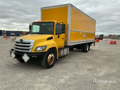 2020 Hino 338 4x2 Kastenwägen
