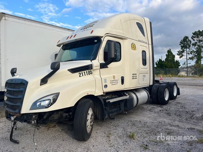 2021 Freightliner Cascadia 126 6x4 Cabeza Tractora Cabina Dormitorio (Inoperable)