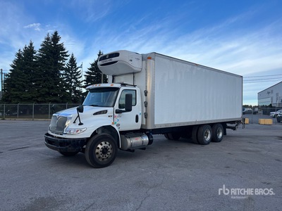 2020 International MV607 6x4 冷蔵トラック