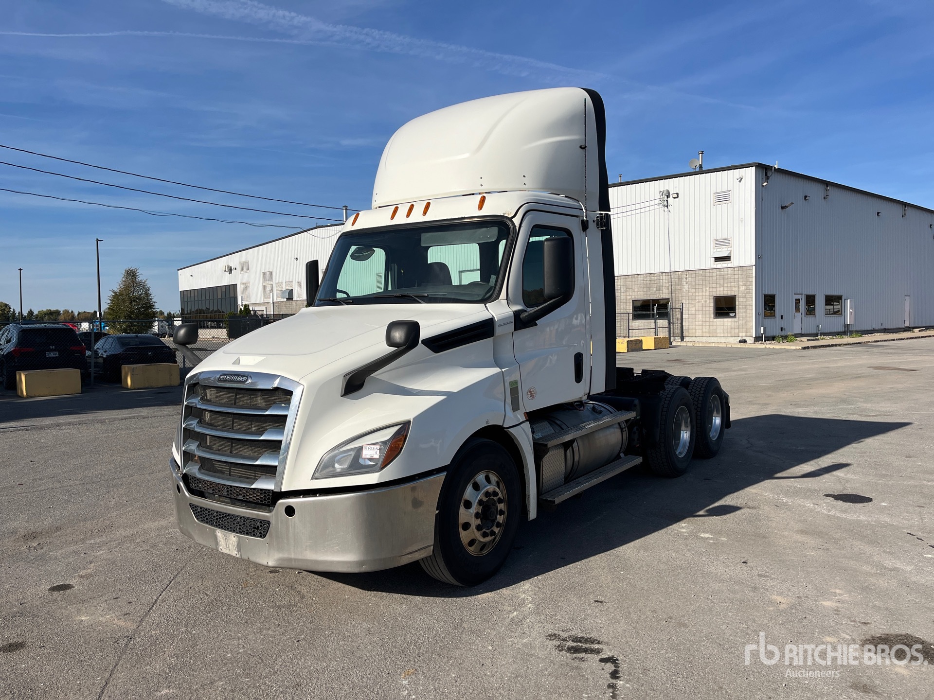 2020 Freightliner Cascadia 126 T/A Day Cab Truck Tractor