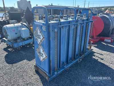 2012 Hernco 330 gal Skid Mounted Steel Lubrication タンク