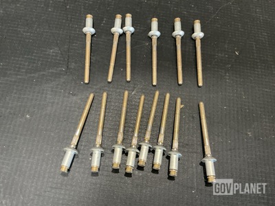 (600) Cherry Aerospace CR2249-6-03 Blind Rivets