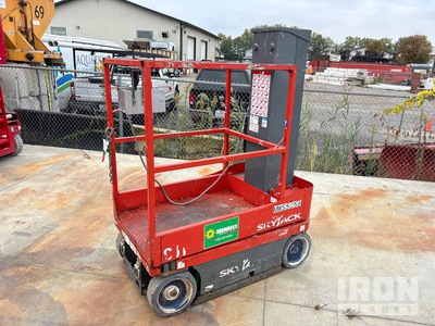 2018 Skyjack SJ16 Vertical Mast Lift