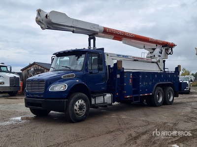 2001 Altec AM900-E100 99 ft on 2004 Freightliner M2 106 6x4 Bucket Truck