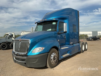 2019 International LT625 6x2 3- Achs Sattelzugmaschine mit Schlafkabine