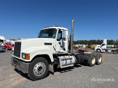 2015 Mack CHU613 6x4 T/A Day Cab Truck Tractor