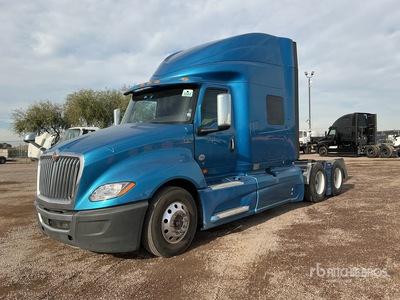 2019 International LT625 6x2 Cabeza Tractora Cabina Dormitorio