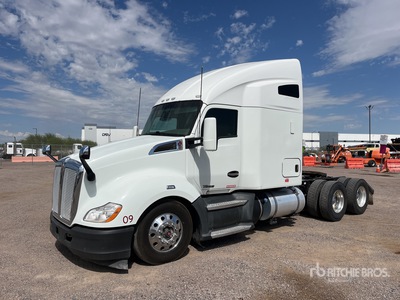 2018 Kenworth T680 6x4 Cabina con cuccetta per trattore stradale