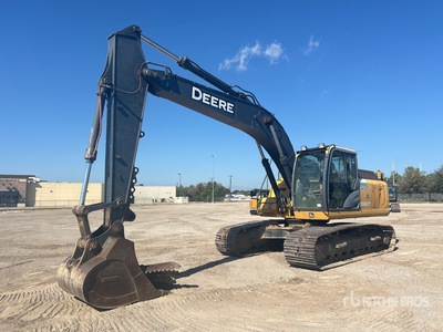 2012 John Deere 210G LC Tracked Excavator