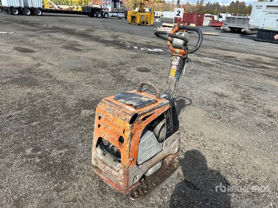 Mikasa MVH-308DZ Vibratory Plate Compactor