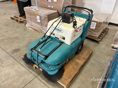 Tennant 3640 Walk-Behind Electric Vloerveger