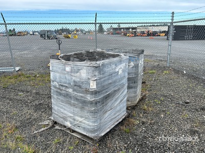 Quantity of (2) Pallets of Fencing