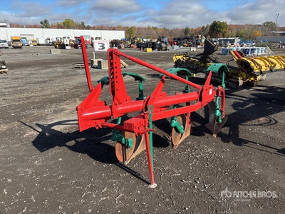 Kverneland Stenomat 52 in 3-Point Plow Divers