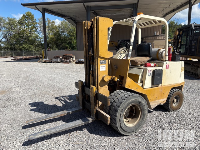 MONTACARGAS YALE GP080LANFBT086