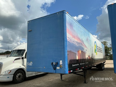 2007 Utility VS2DC 53 ft x 102 in T/A Tool Room Van Trailer